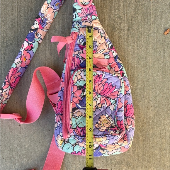 NWOT Disney sling backpack Floral Sling Bag with Pink Accents - Picture 4 of 5